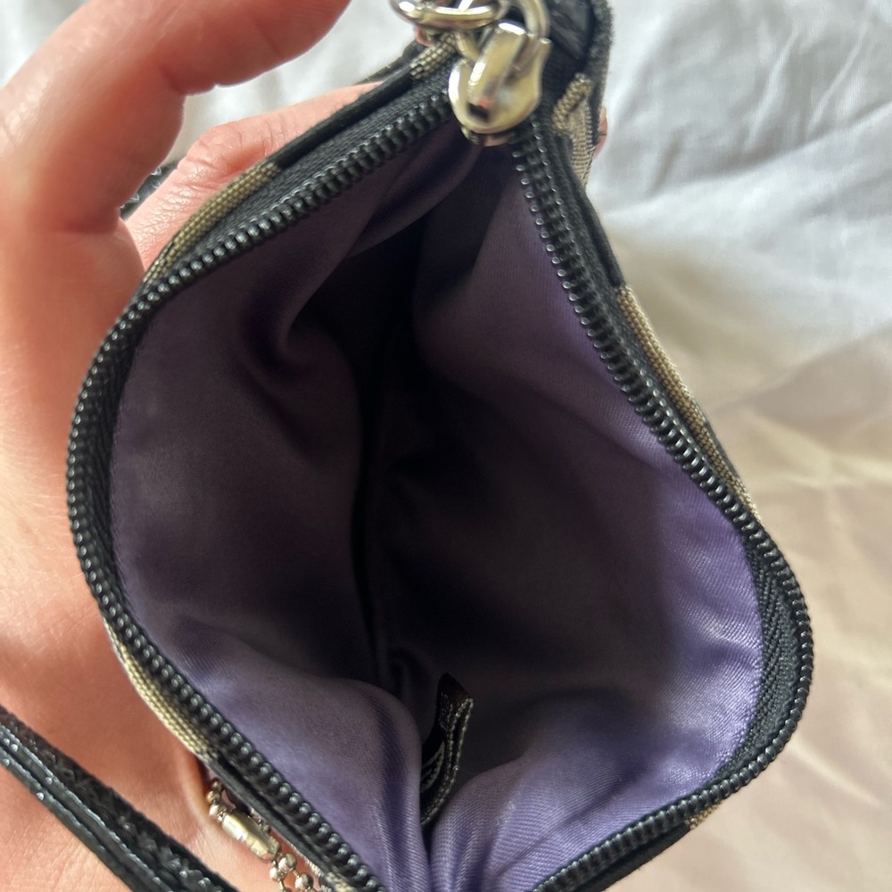 Coach Poppy Black and Grey Signature Wristlet - Picture 4 of 12